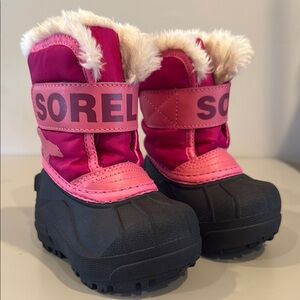 Pink and Black Winter Boots with Faux Fur